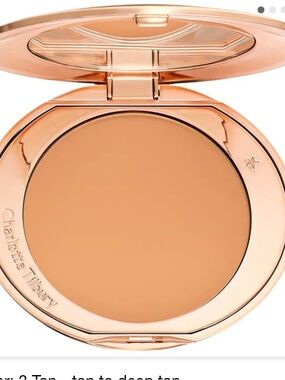 Charlotte Tilbury Airbrush Flawless Finish Refillable Blurring & Setting Powder